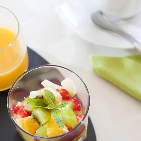 La Des Forges فندق